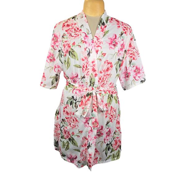 Show Me Your MuMu Other - Show me your‎ MuMu Floral Kimono Robe OS Cover Up Feminine Vacation Coquette